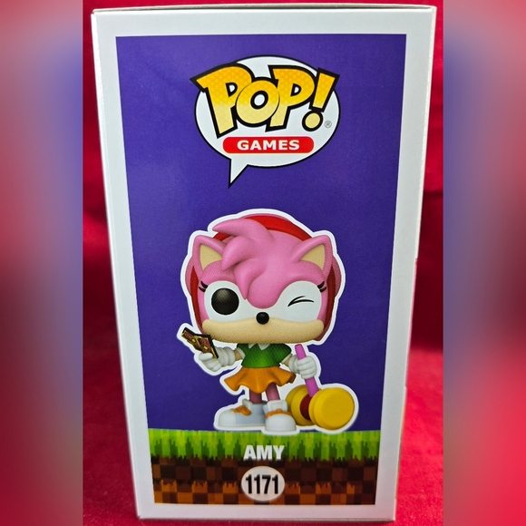 Amy Rose Funko # 1171 (Nib) With Pop Protector - Picture 6 of 7